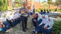 IMG-20251119-WA0333 Polres Lombok Barat Tanam Kesadaran Lalu Lintas Sejak Dini di Sekolah
